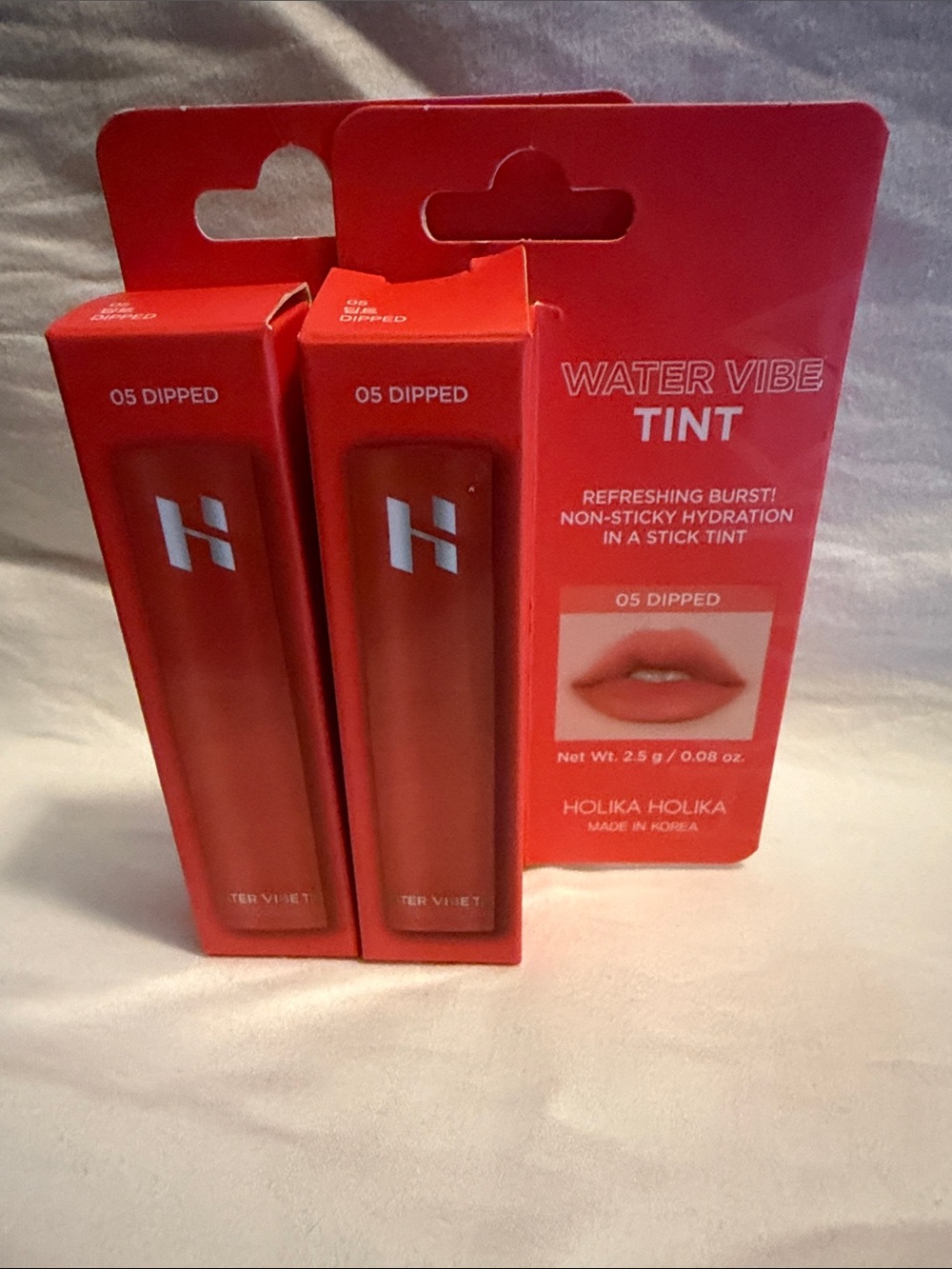 Holika Holika Water Vibe Tint - 05 Dipped Red
